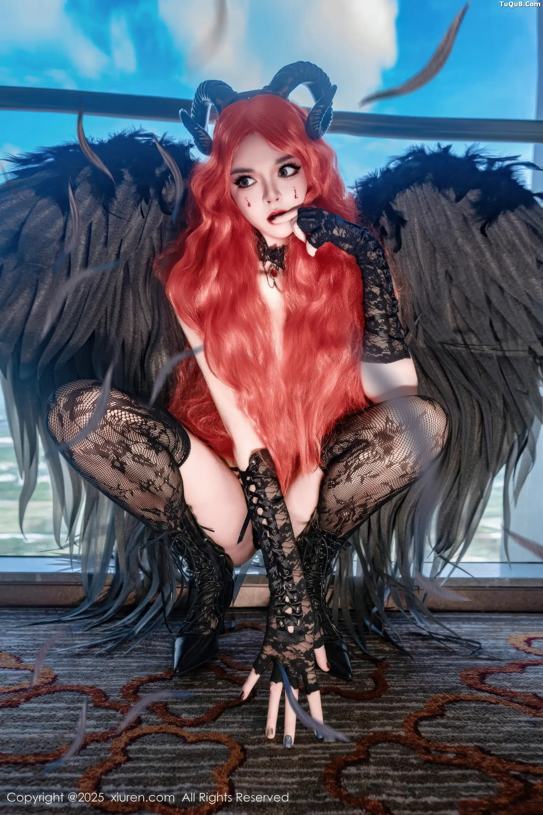 伊丽莎有点白性感黑色蕾丝内衣配黑丝吊袜秀惹火身材绝美写真62P 2